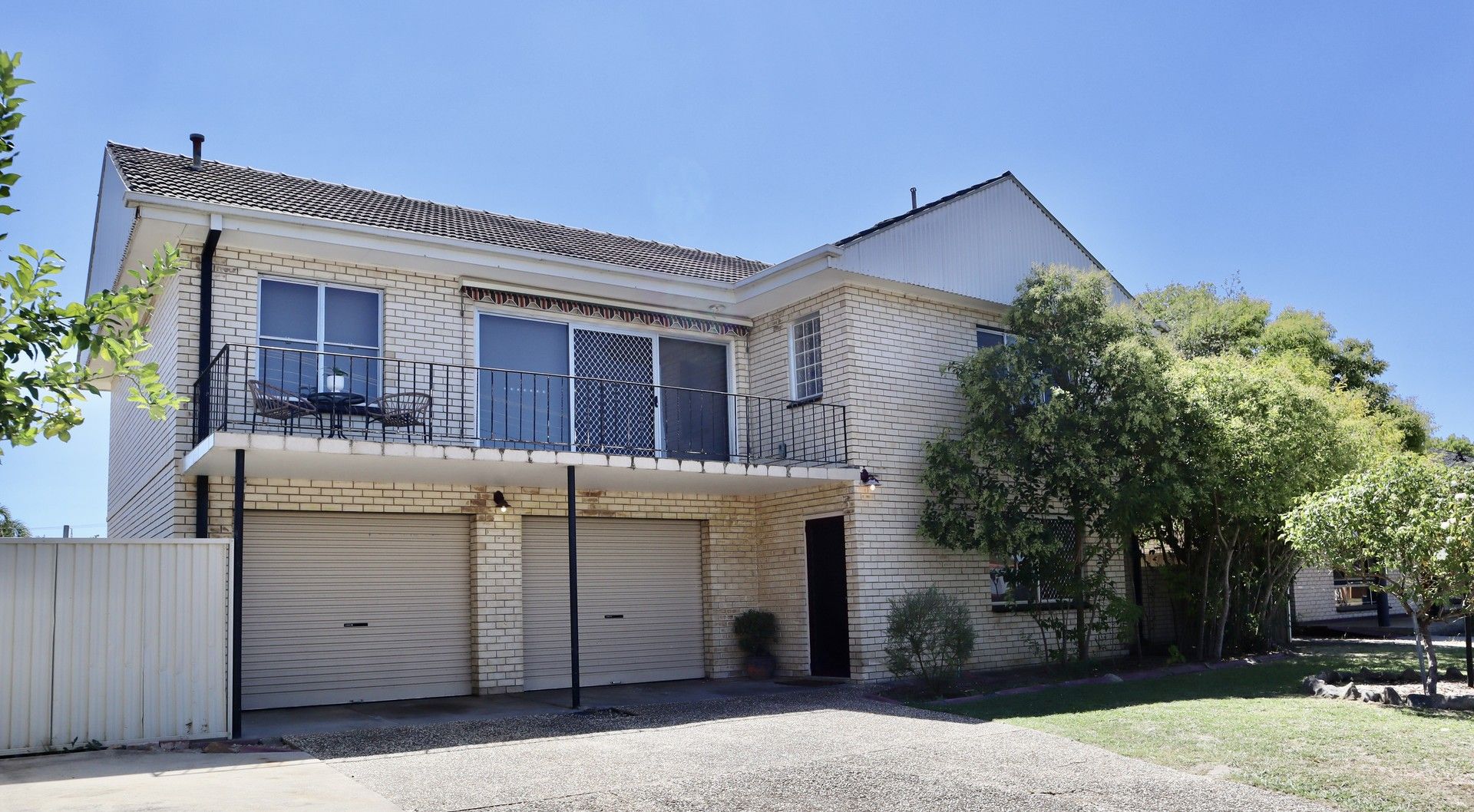5 bedrooms House in 366 Sioux Crt LAVINGTON NSW, 2641