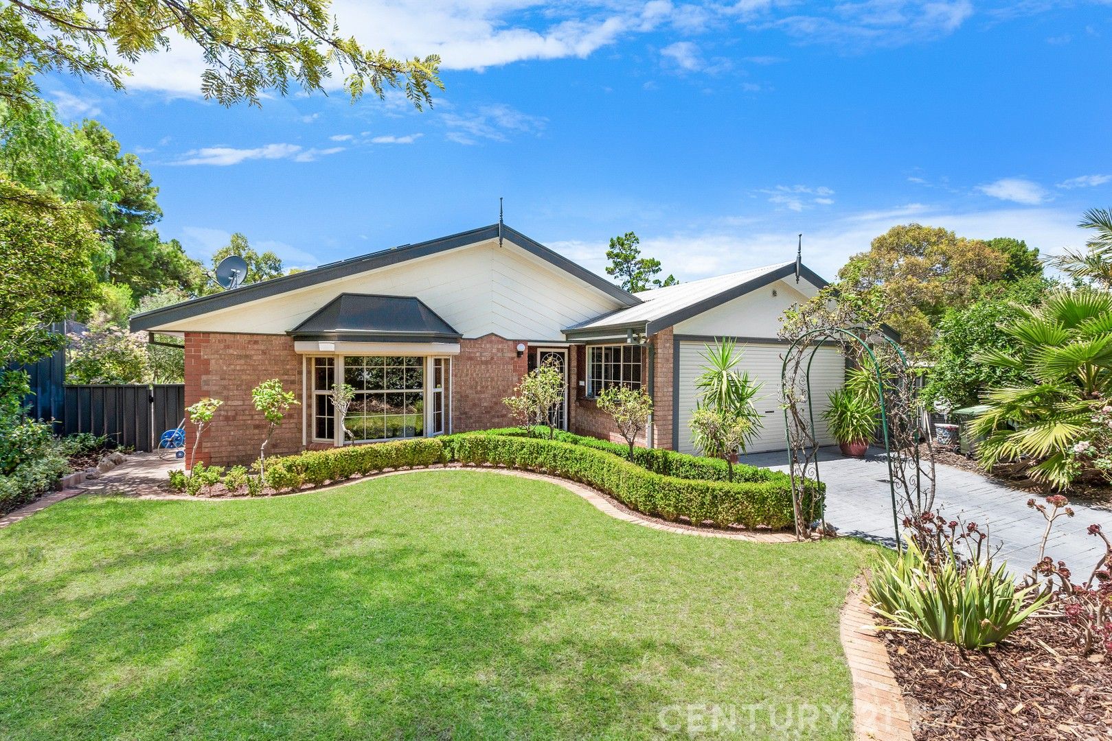 5 Marina Court, Hallett Cove SA 5158, Image 0