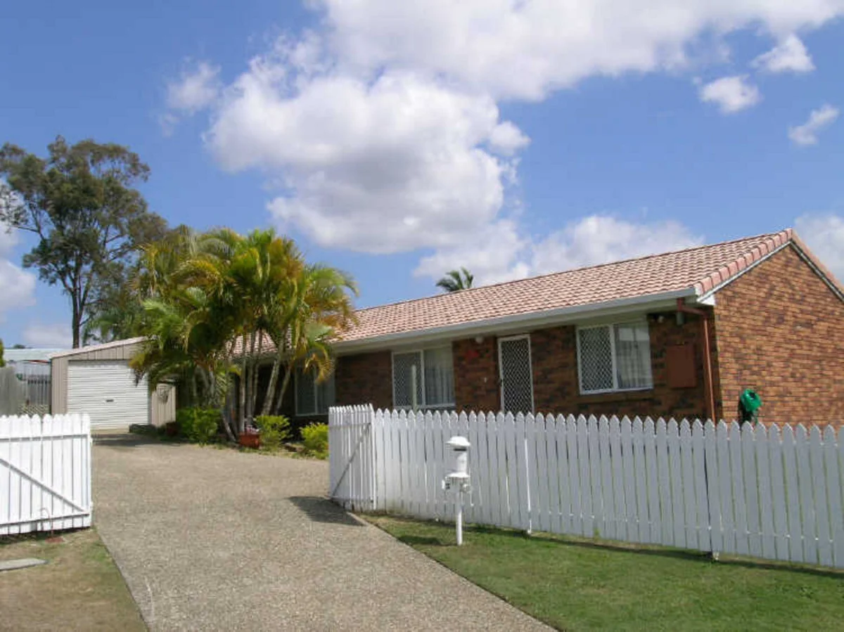 3 Ashwood Close, Hillcrest QLD 4118