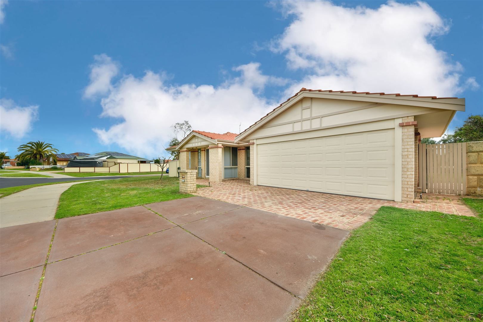 62 The Avenue, Warnbro WA 6169, Image 0