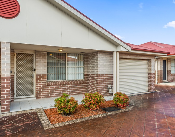 3/105 Tongarra Road, Albion Park NSW 2527