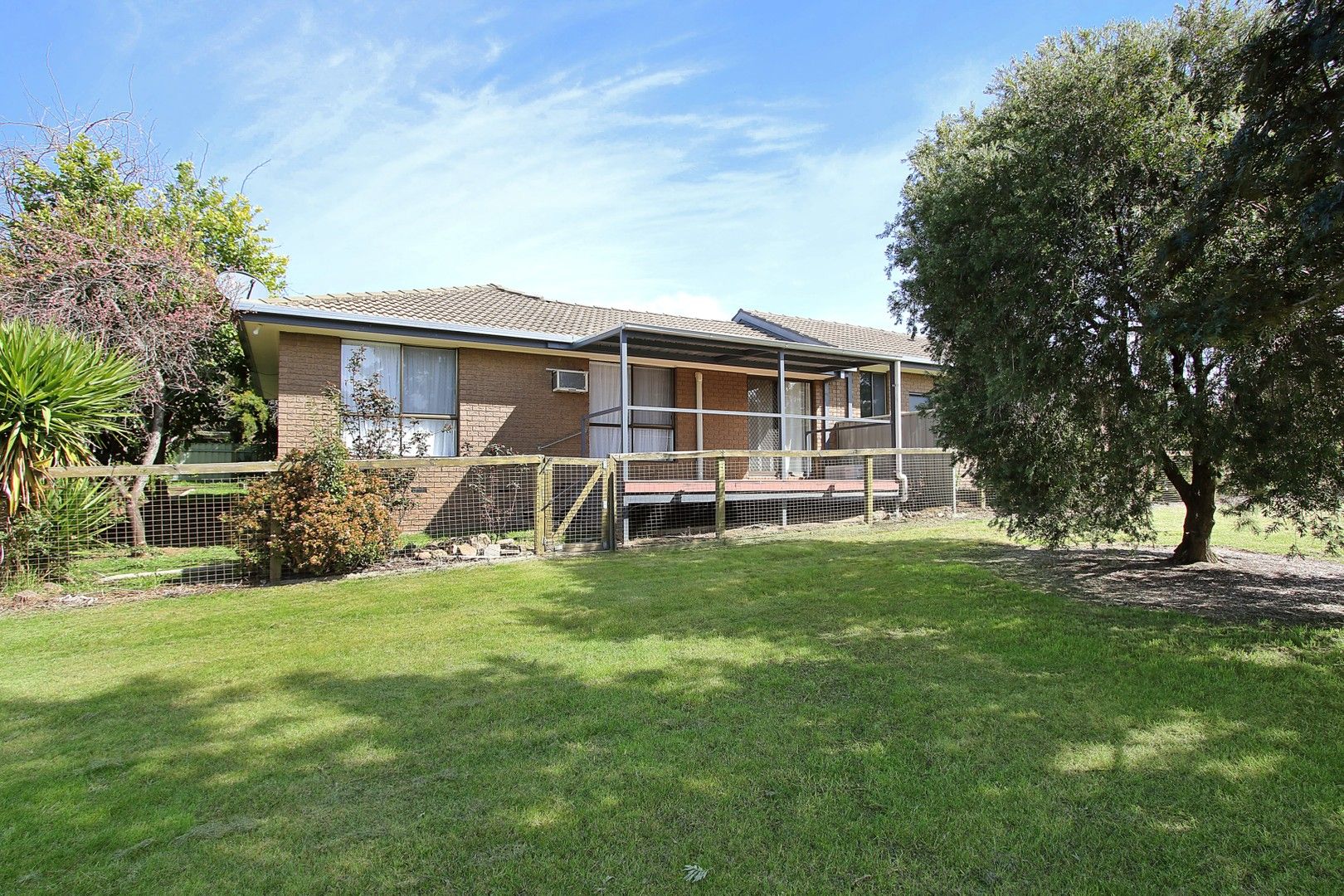 2/8 Page Court, West Wodonga VIC 3690, Image 0