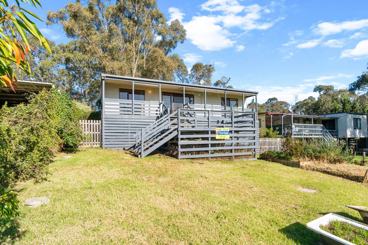 25 Lakeview Street, Glenmaggie VIC 3858, Image 0