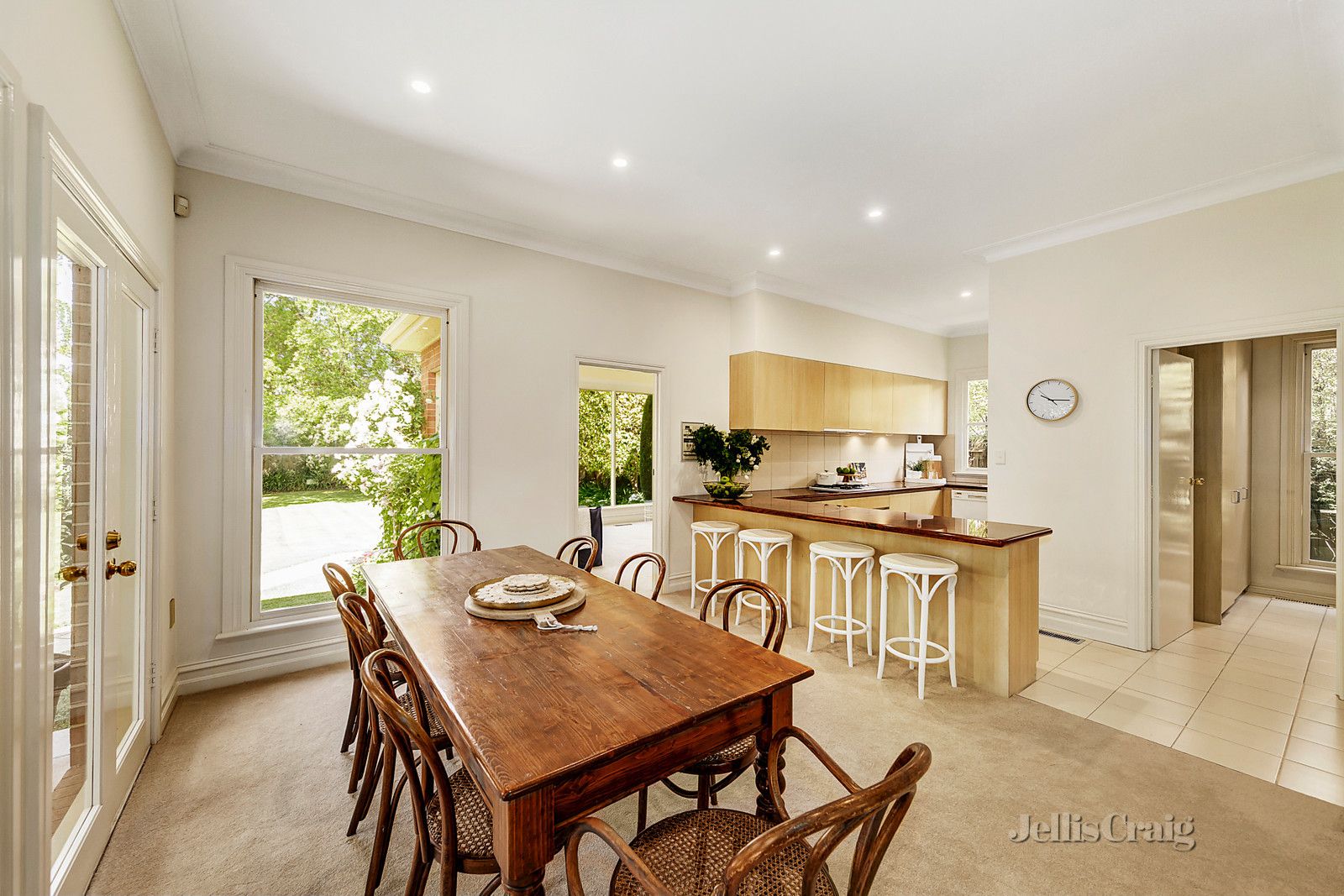 22 Marshall Avenue, Kew VIC 3101, Image 2