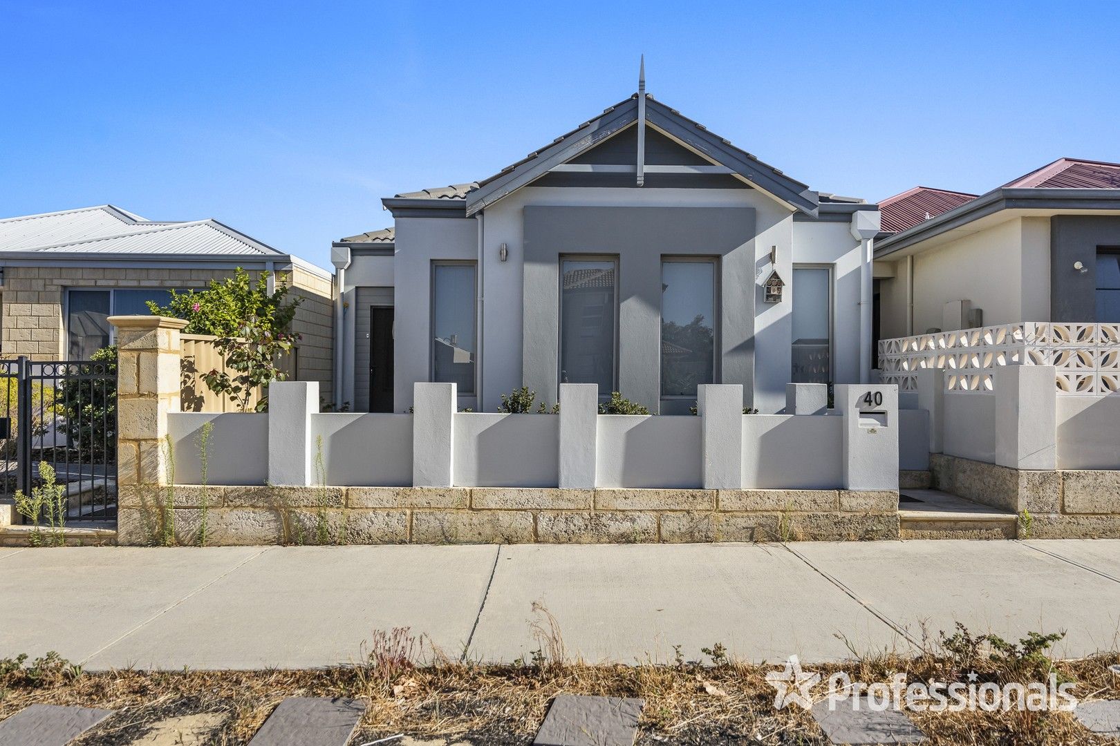 3 bedrooms House in 40 Carmathen Avenue BUTLER WA, 6036