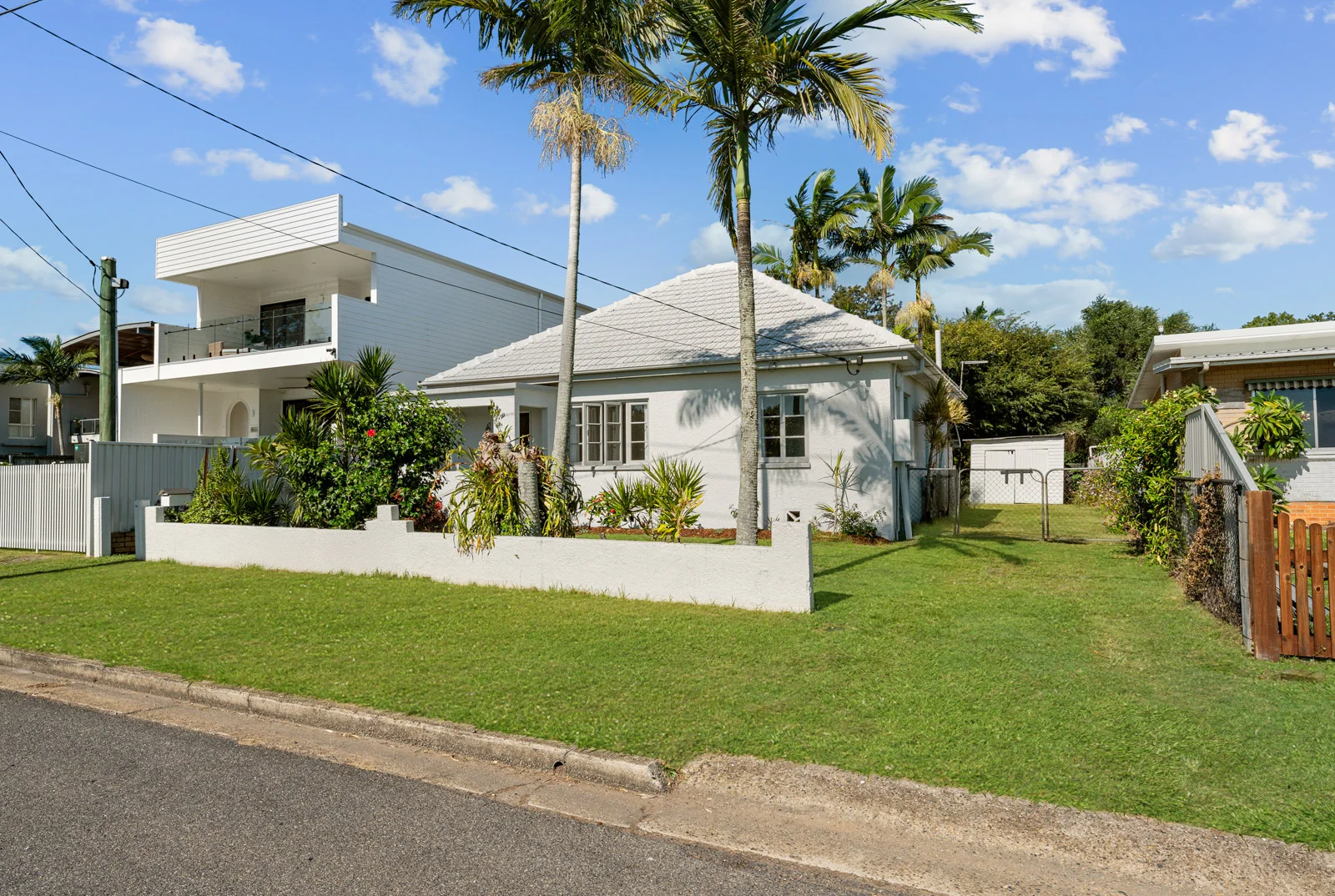 Additional image 15 of 38 Oyster Point Esplanade, Scarborough QLD 4020