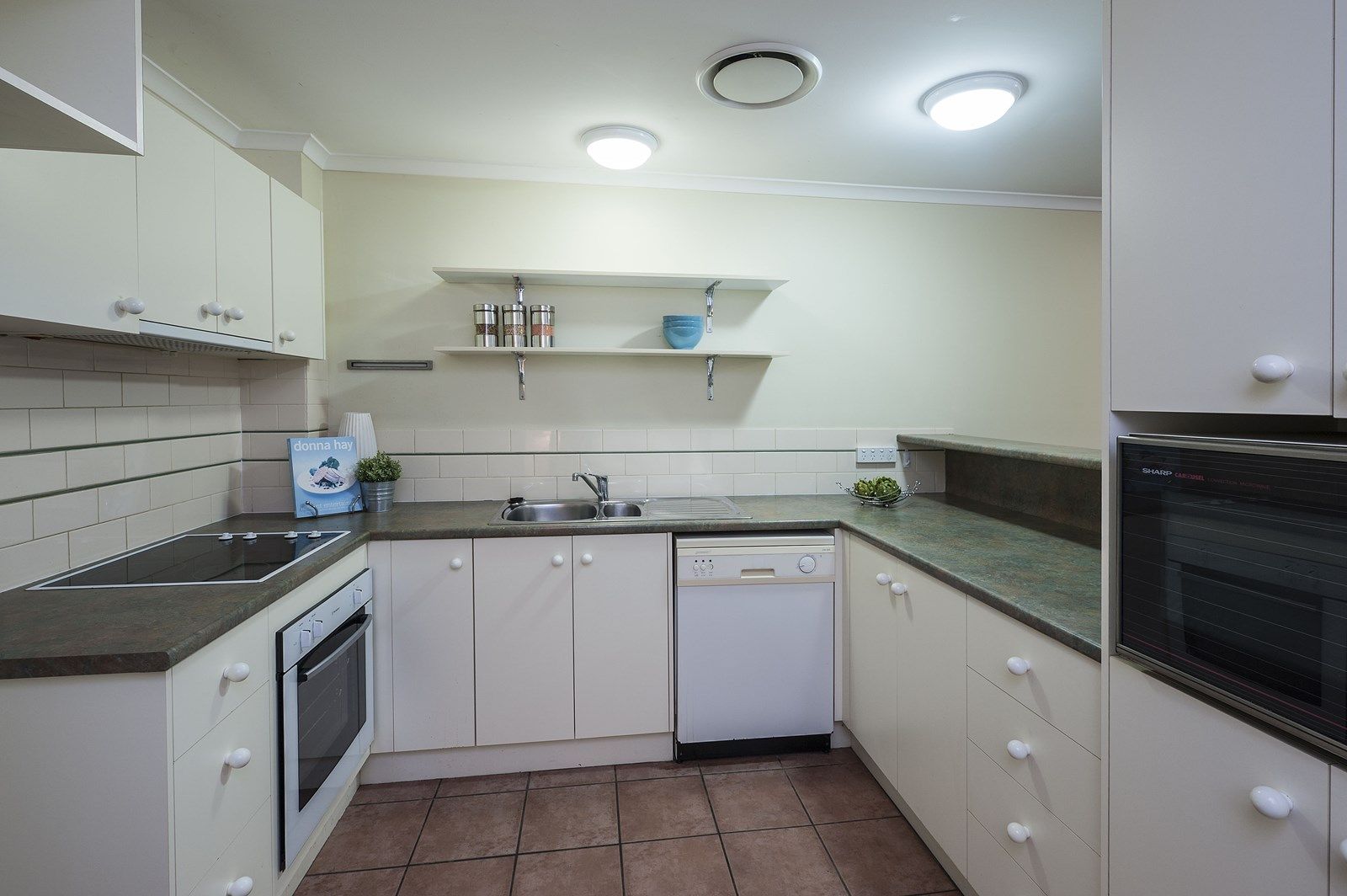 6/6 Bass Street, Paddington QLD 4064, Image 2