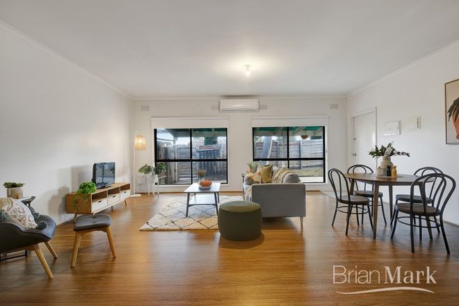 Picture of 2/16 Centre Avenue, WERRIBEE VIC 3030