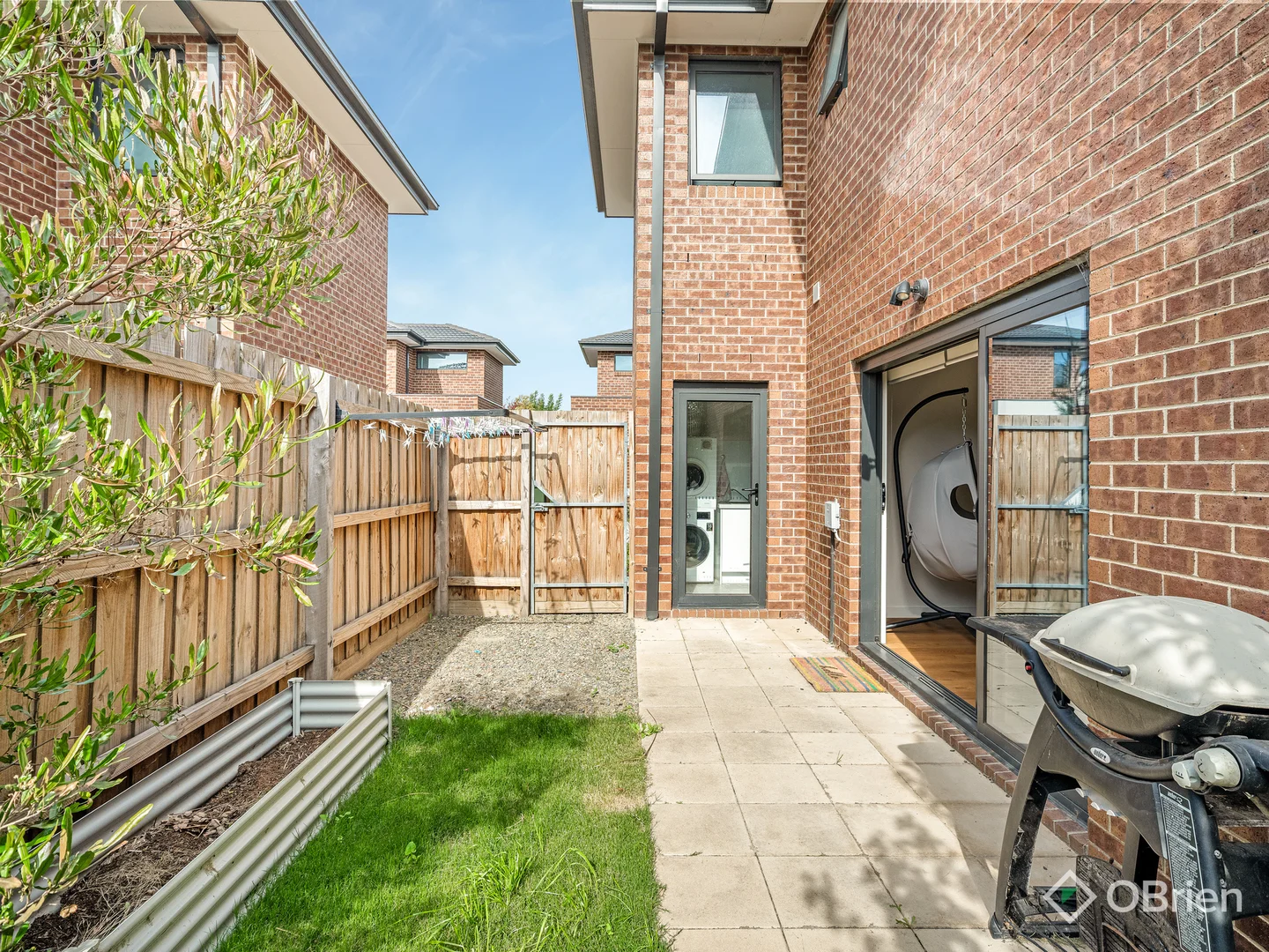 Additional image 8 of 2/6 Wesley Close, Skye VIC 3977