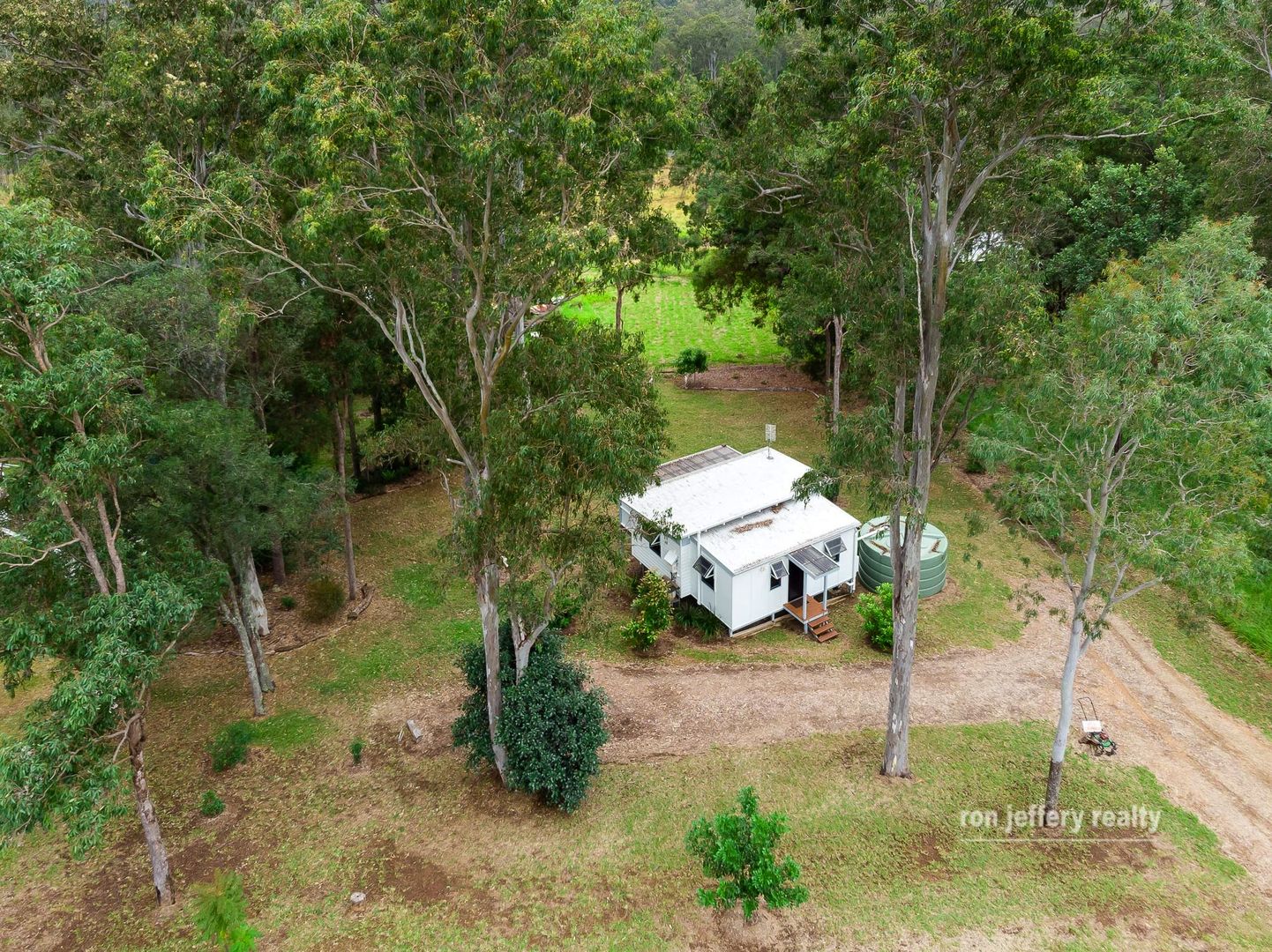 8 George Street, Brooloo QLD 4570, Image 1