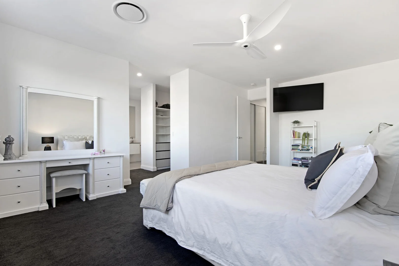 Additional image 21 of 54 Fitzwilliam Street, Carrara QLD 4211