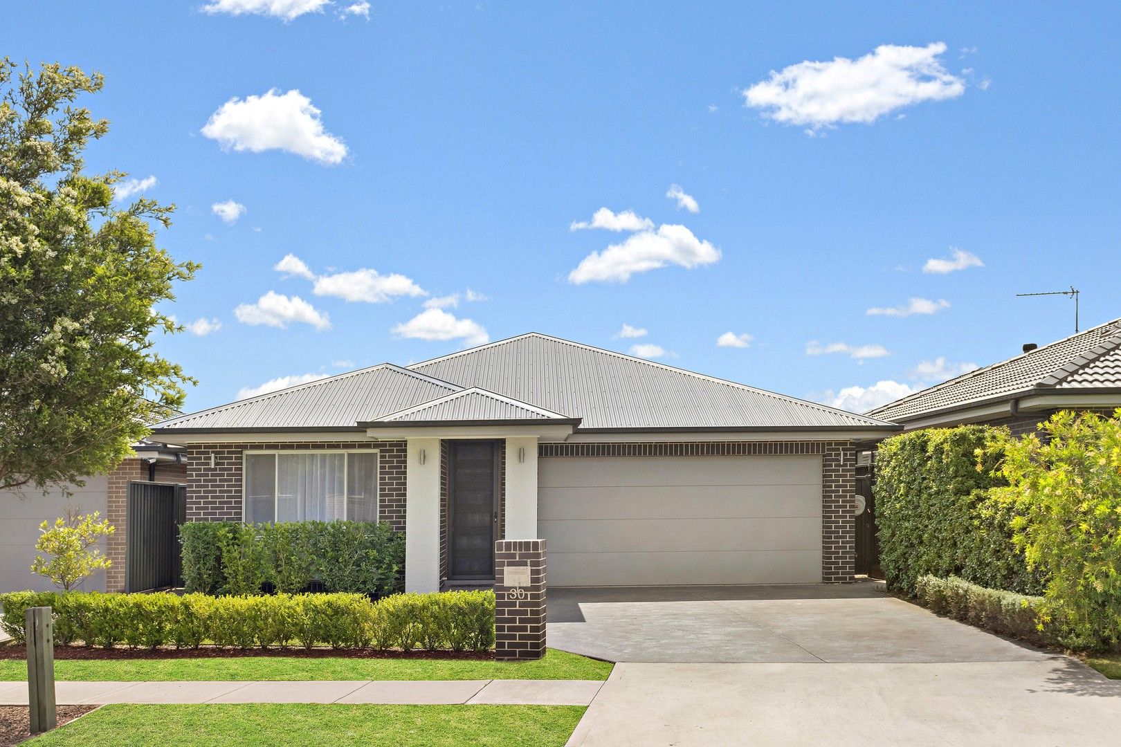 4 bedrooms House in 30 Geddes Street SPRING FARM NSW, 2570