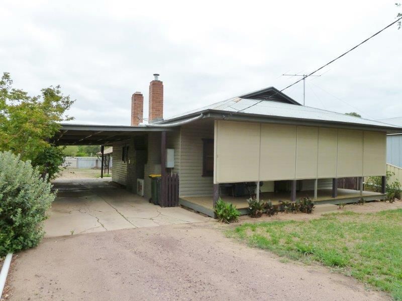 9 Uri Street, Darlington Point NSW 2706, Image 1