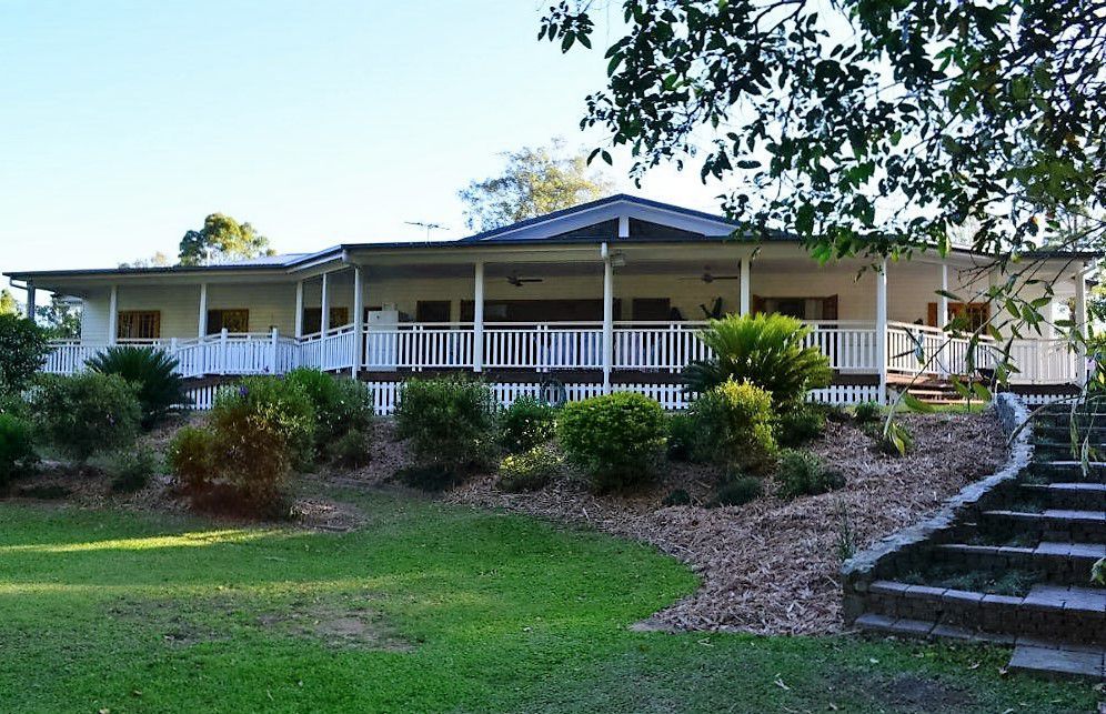 16 Carrington Road, Carrington Property History & Address Research