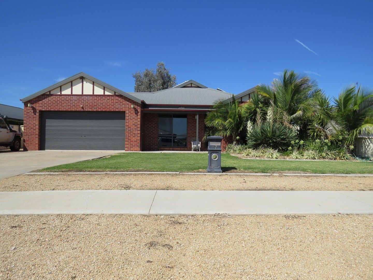 67 Bruton Street, Tocumwal NSW 2714, Image 0