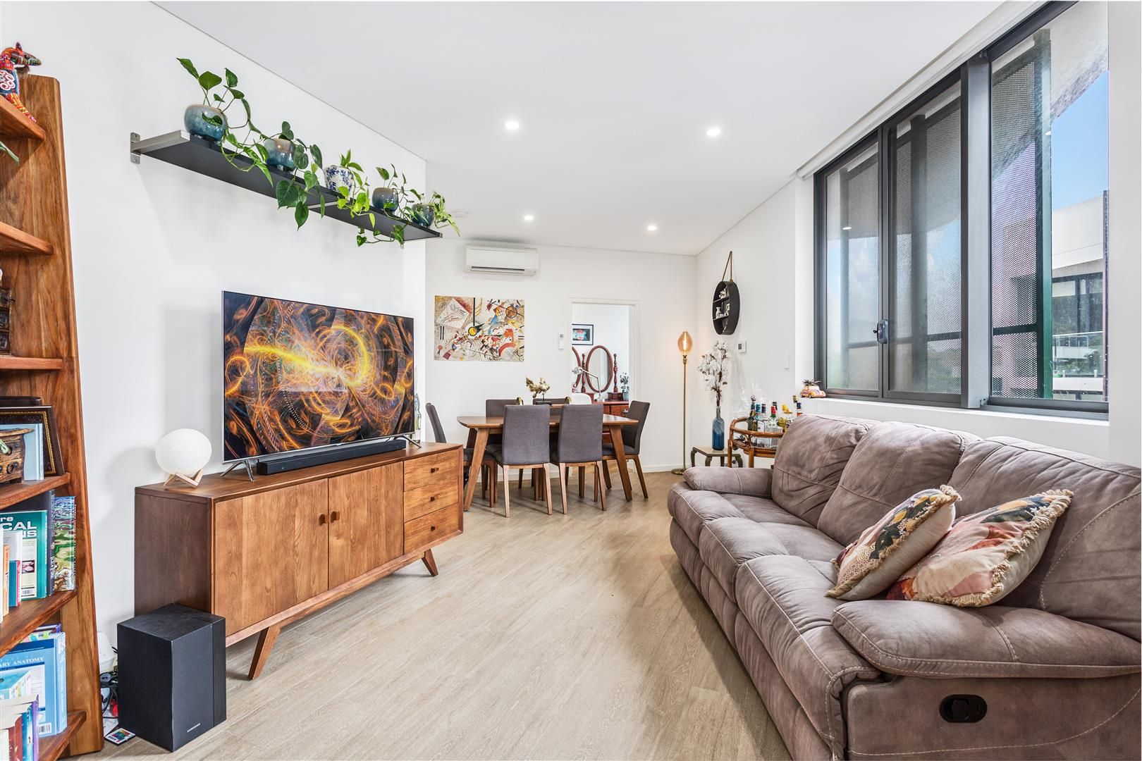 2 bedrooms Apartment / Unit / Flat in 404/2 Thomas Street ASHFIELD NSW, 2131