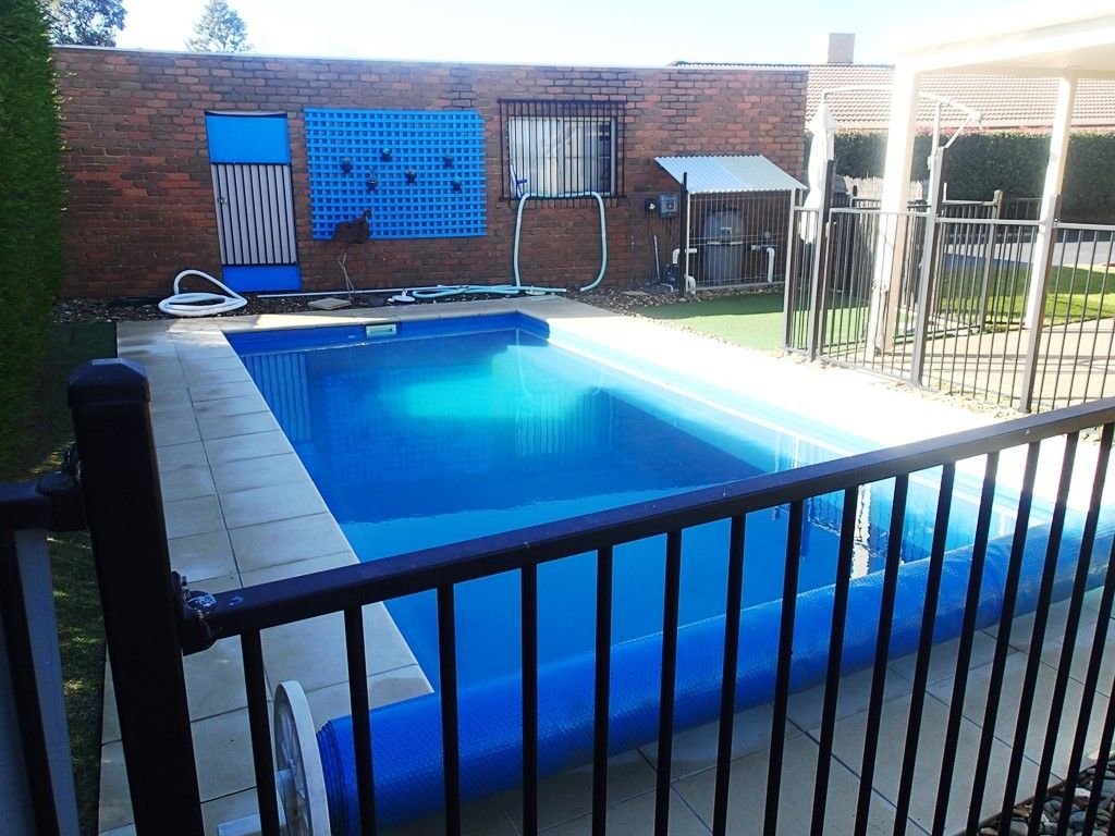 34 Shiraz Cres, Corowa NSW 2646, Image 2