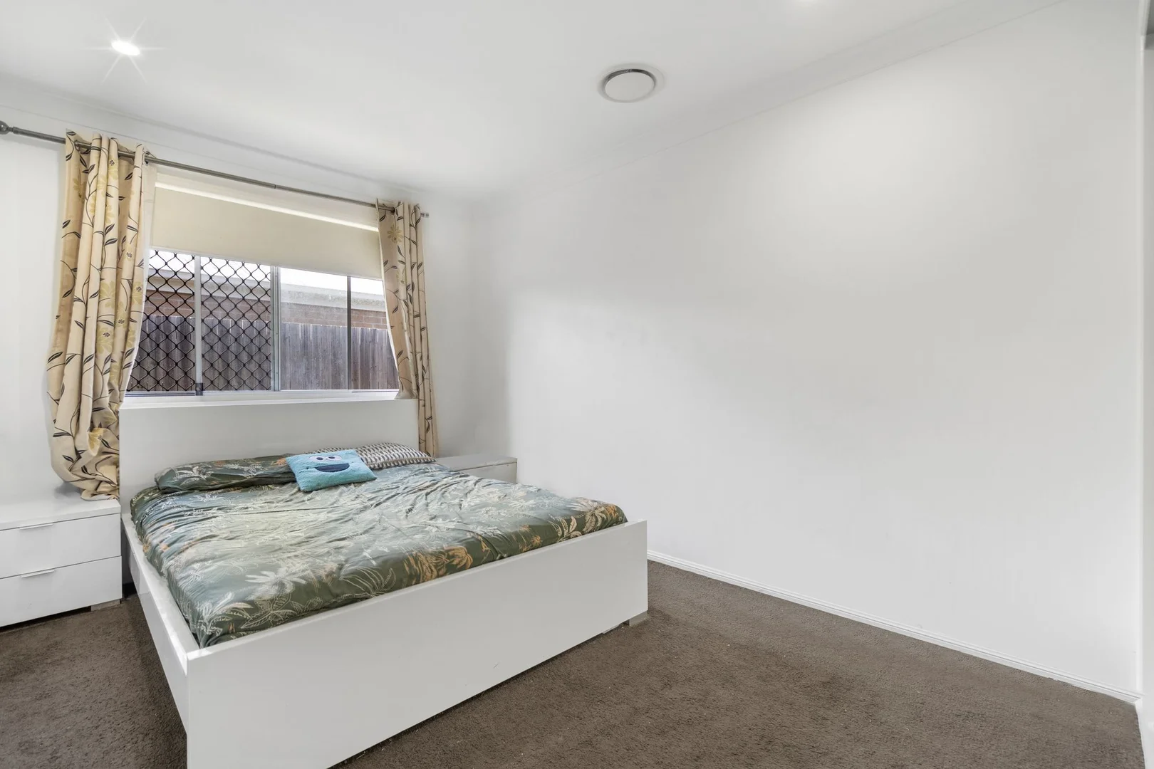 Additional image 8 of 42 Saint Marys Close, Doolandella QLD 4077