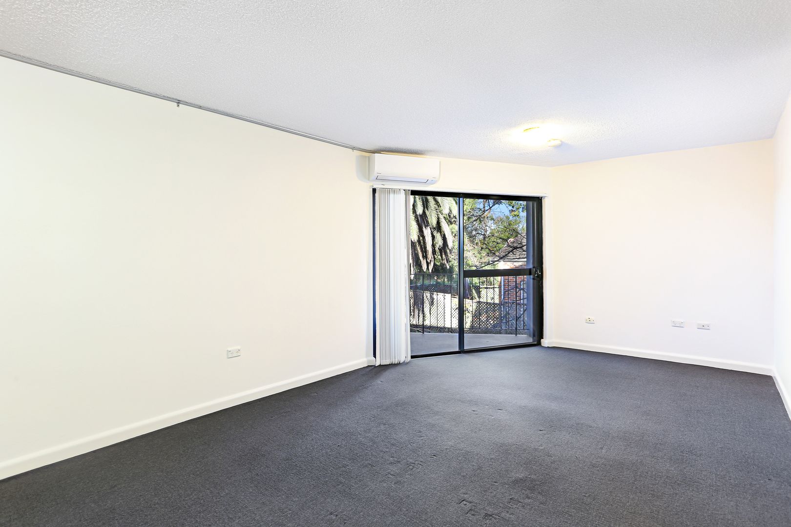 1 bedrooms Apartment / Unit / Flat in 40 SPOFFORTH STREET CREMORNE NSW, 2090