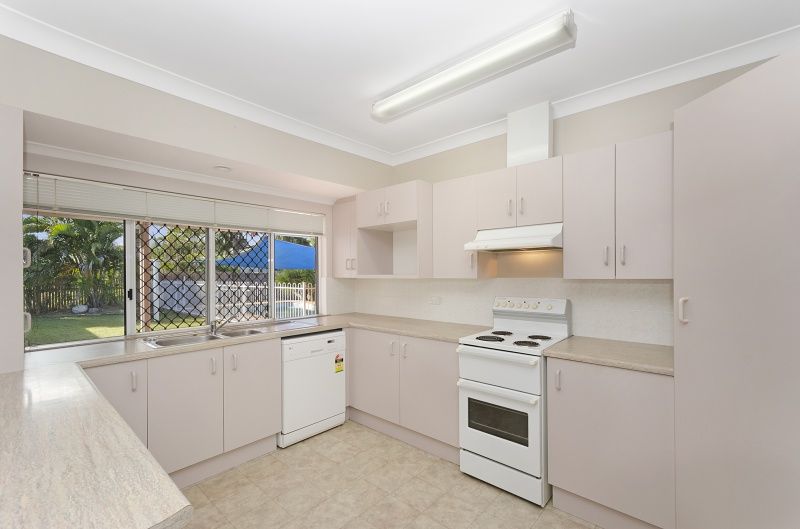 7 Tartan Place, Rasmussen QLD 4815, Image 2