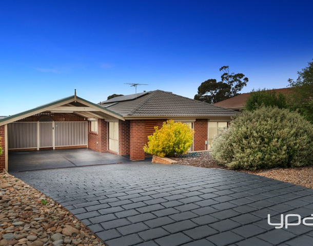 71 Underbank Boulevard, Bacchus Marsh VIC 3340