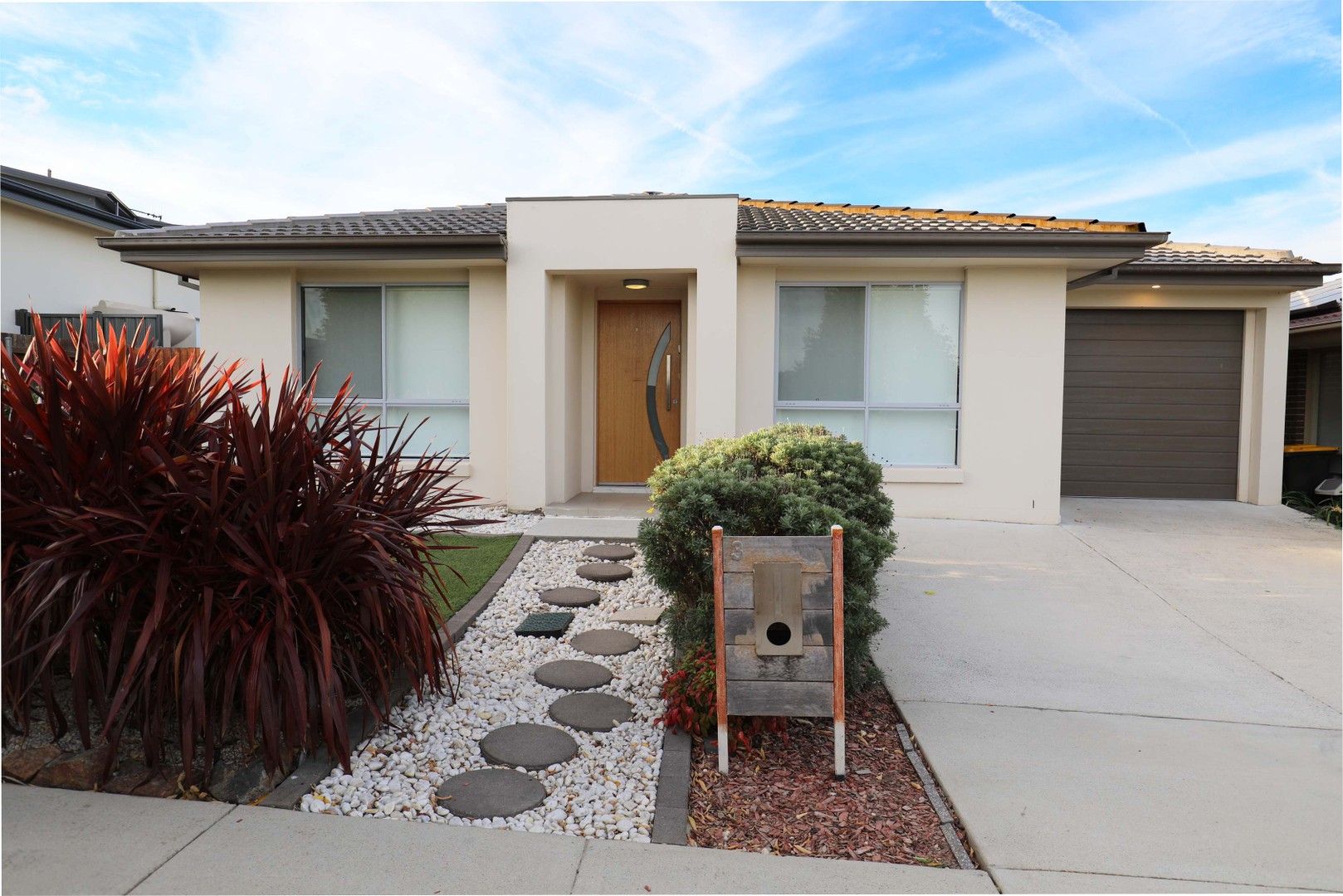 3 bedrooms House in 3 Casilda Street HARRISON ACT, 2914