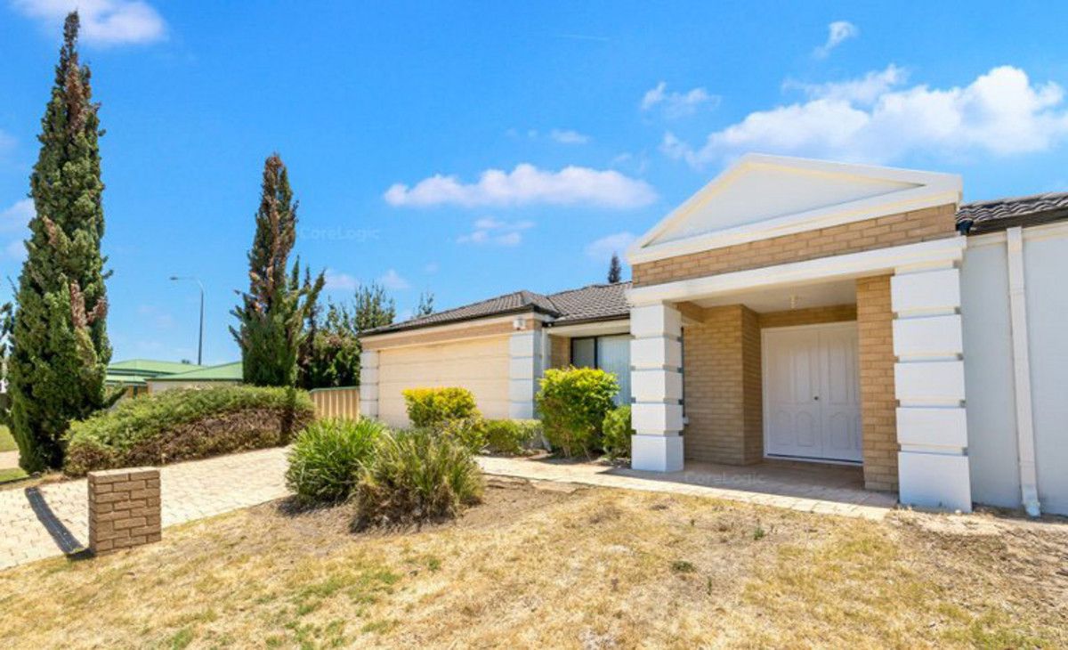 4 bedrooms House in 6 Lotus Court BERTRAM WA, 6167