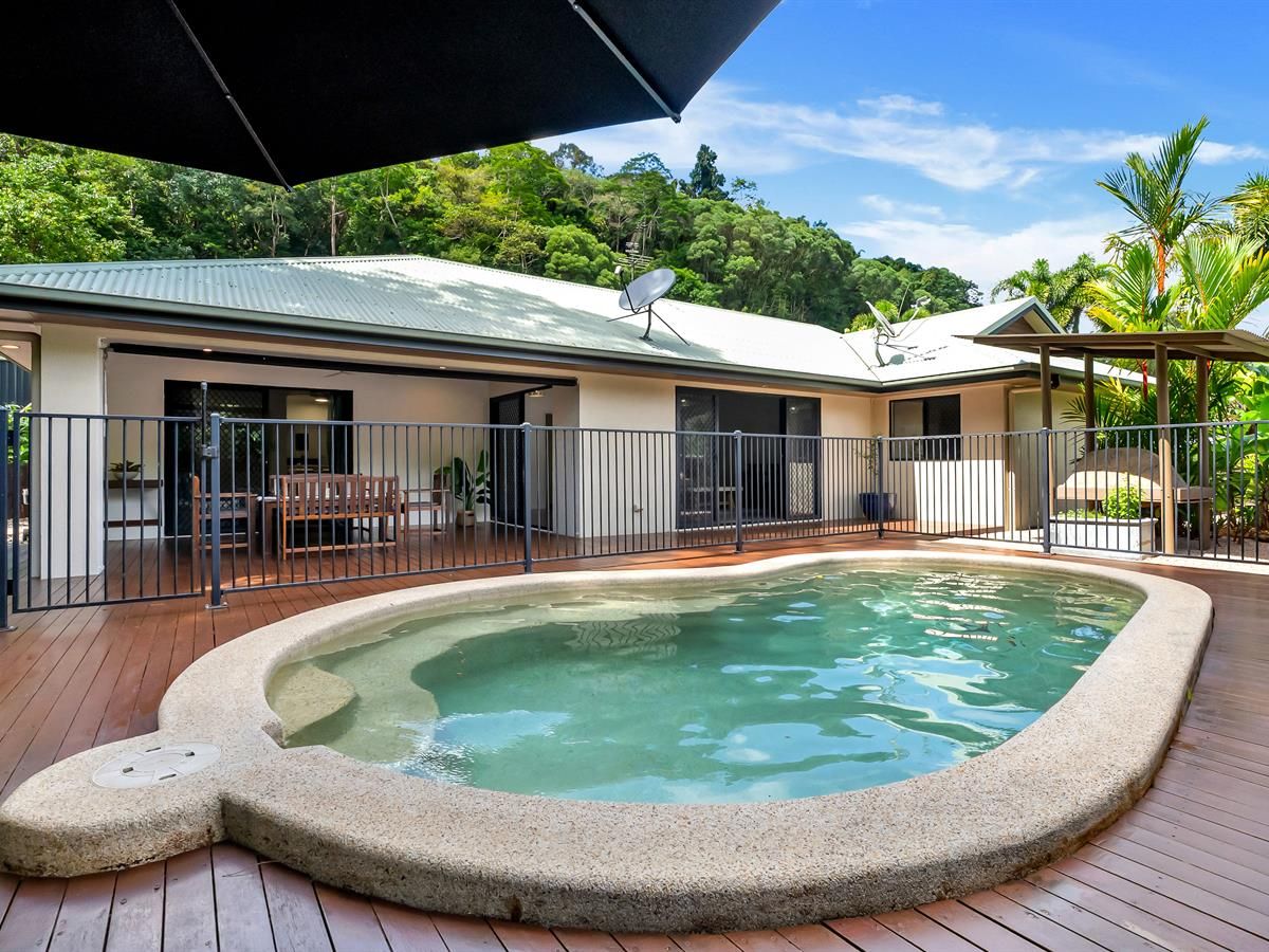 4 bedrooms House in 7 Stapleton Close REDLYNCH QLD, 4870