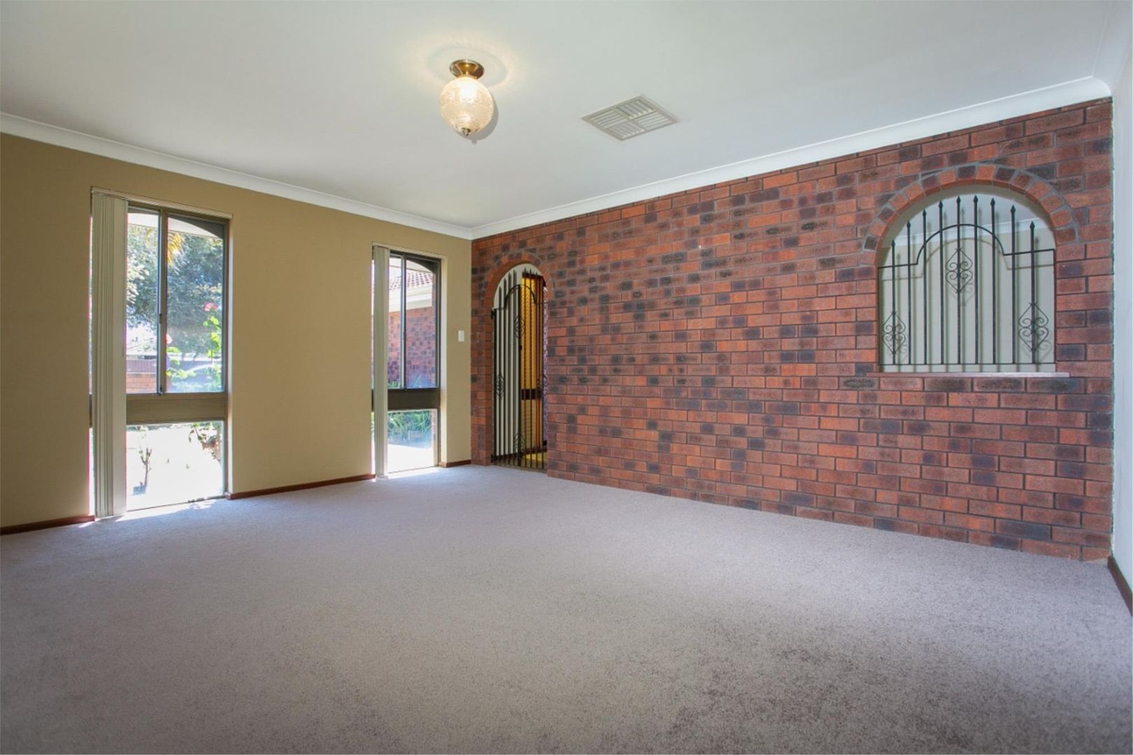 66 Pilkington Circus, Beechboro WA 6063, Image 1