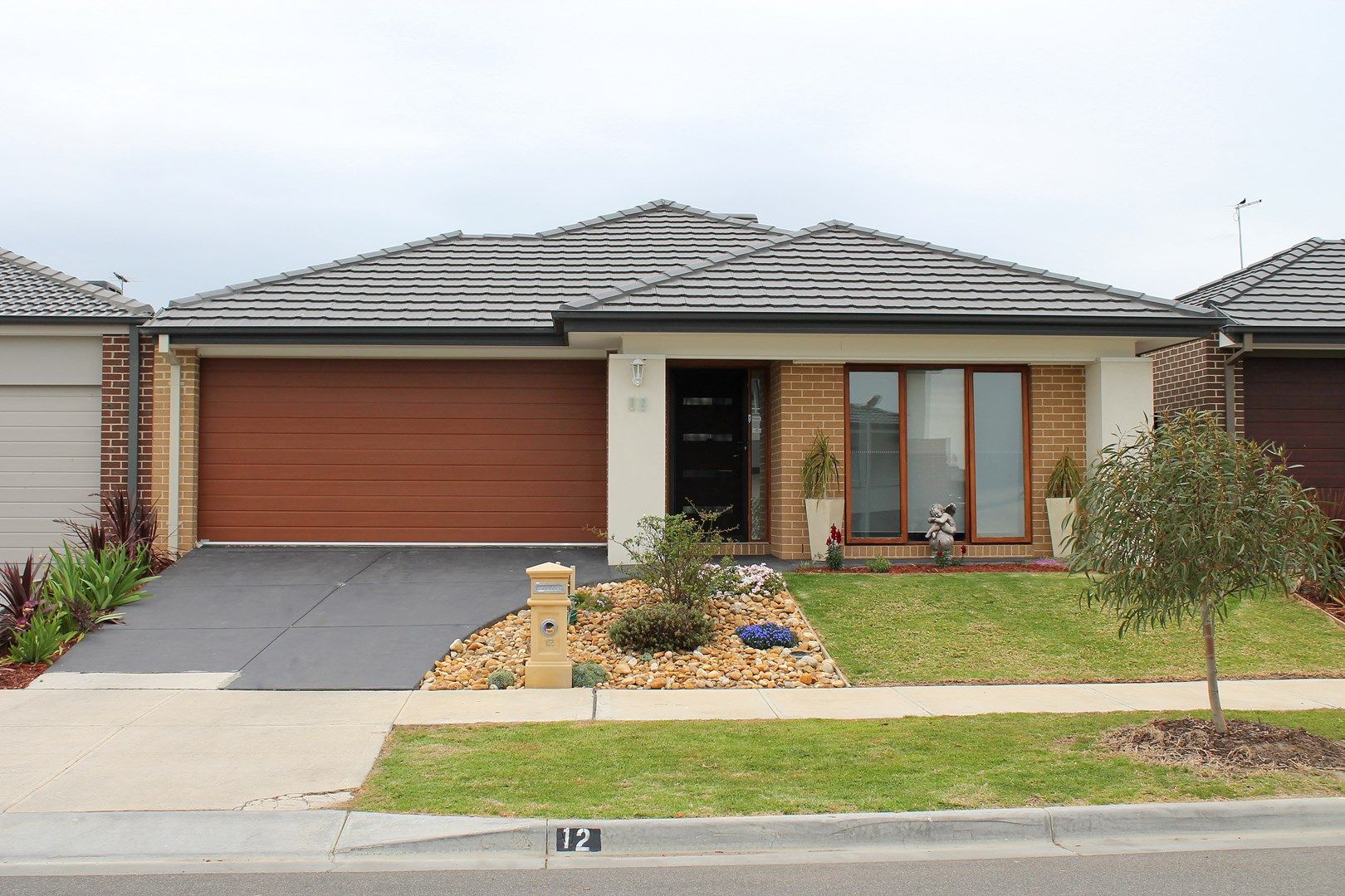 12 Marwedal Avenue, Clyde North VIC 3978, Image 0