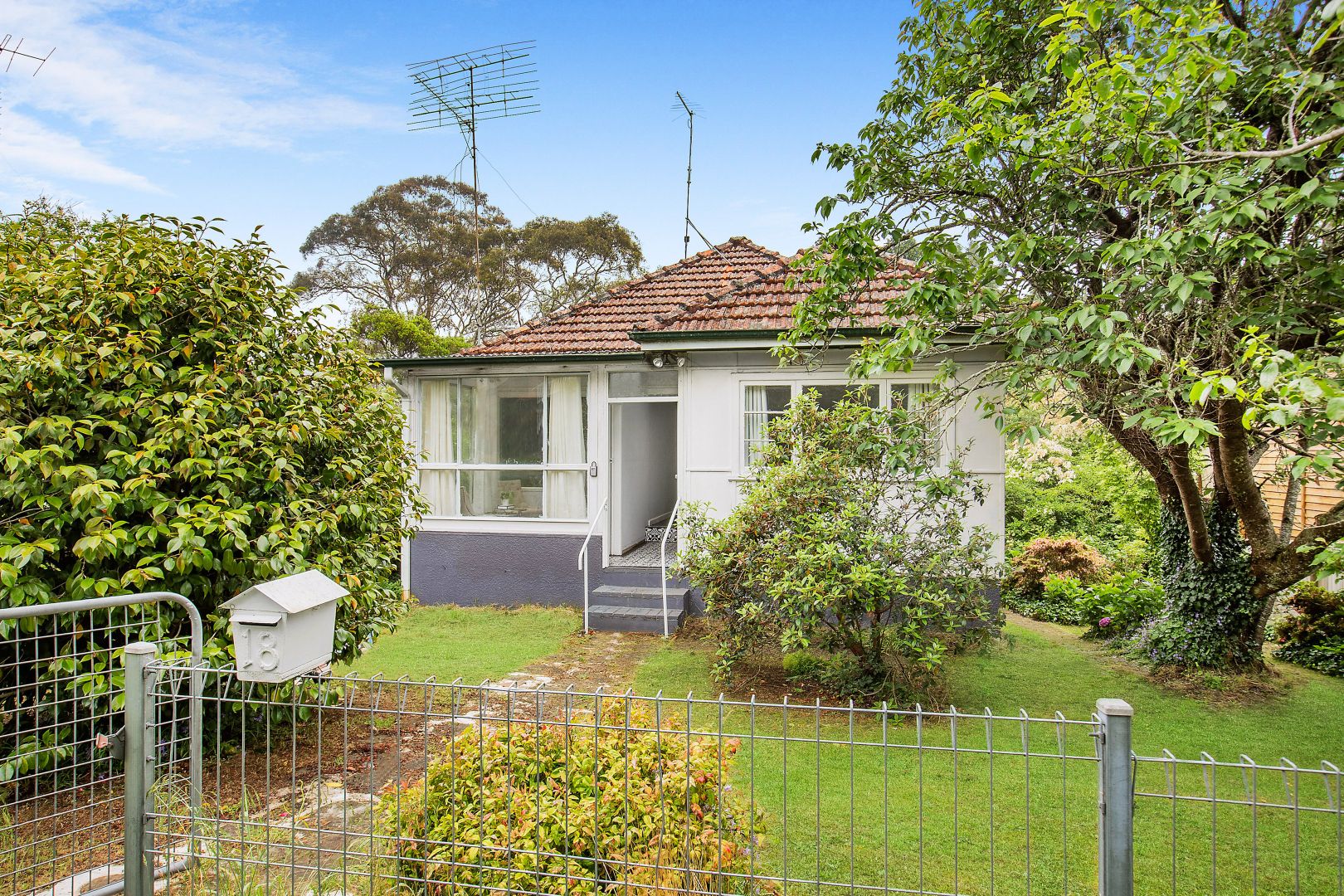 18 Eunoe Street, Katoomba NSW 2780