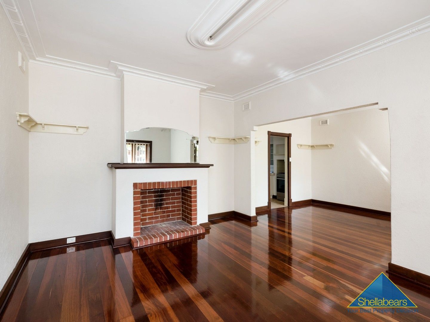 3 bedrooms House in 124 Princess Road NEDLANDS WA, 6009