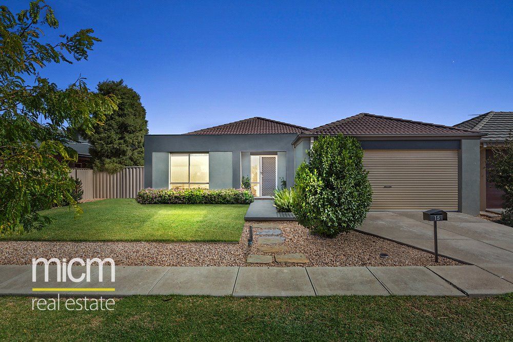 15 Cabernet Street, Point Cook VIC 3030, Image 0