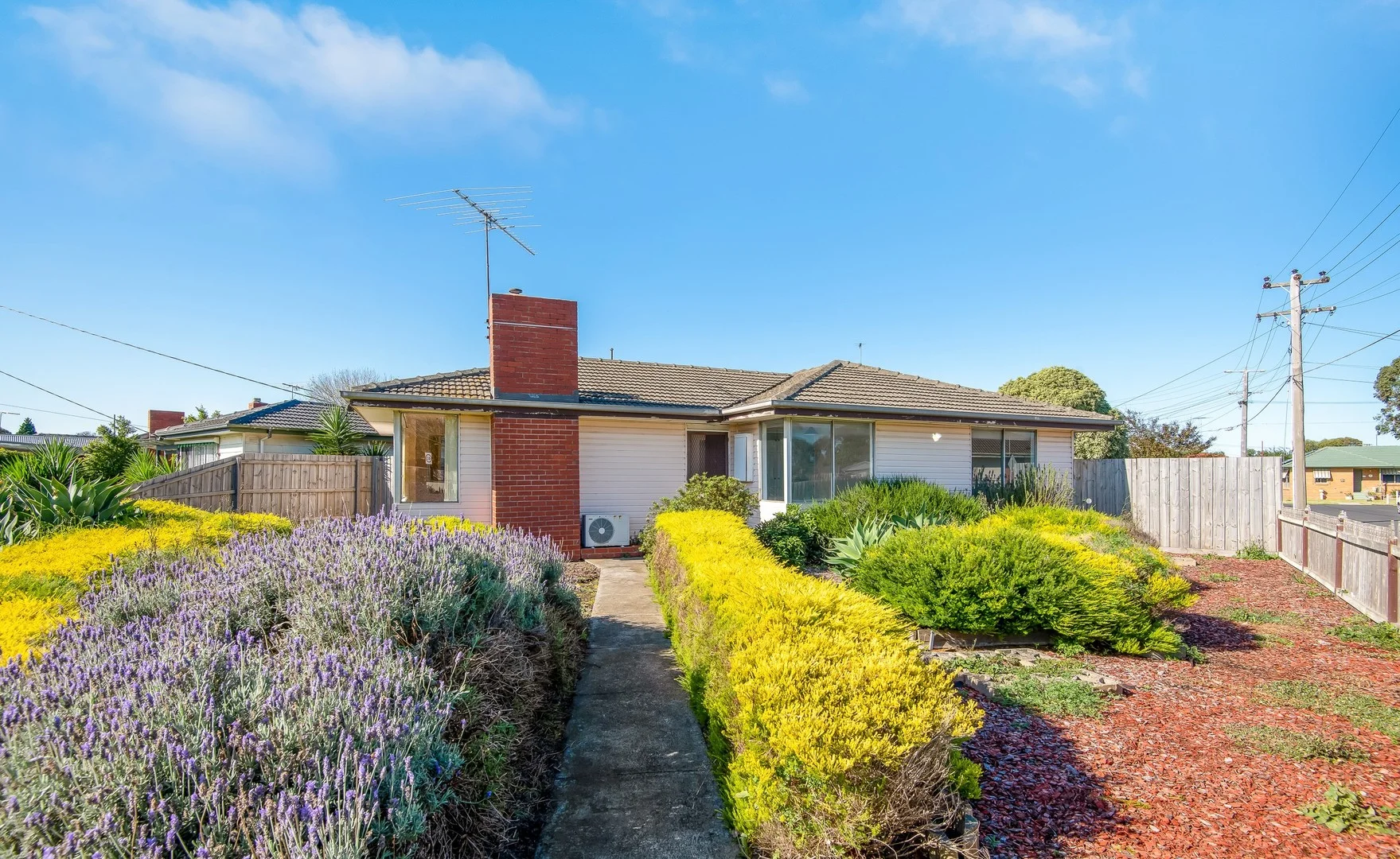 27 Lucas Street, Newcomb VIC 3219