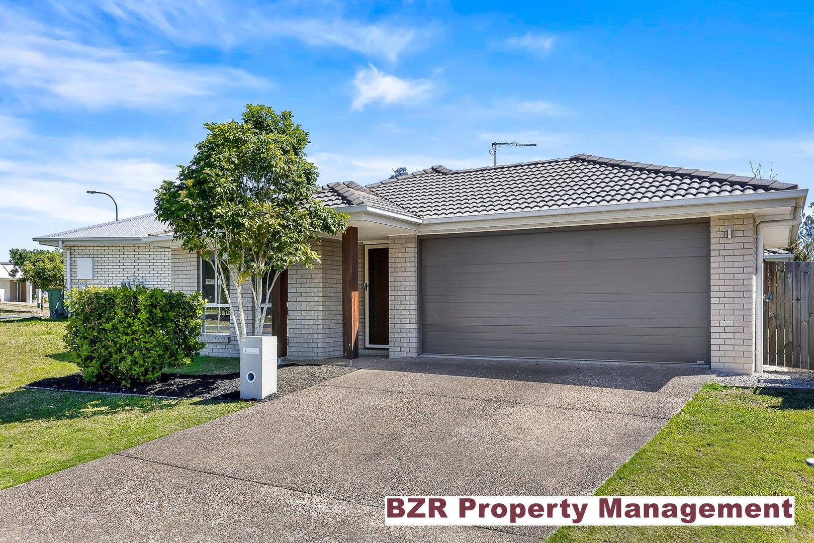 4 bedrooms House in 35 Songbird Circuit FLAGSTONE QLD, 4280