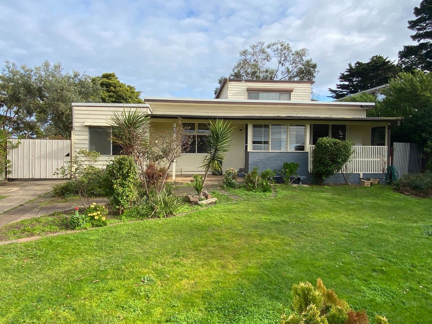 4 bedrooms House in 4 Gurnard Avenue VENTNOR VIC, 3922