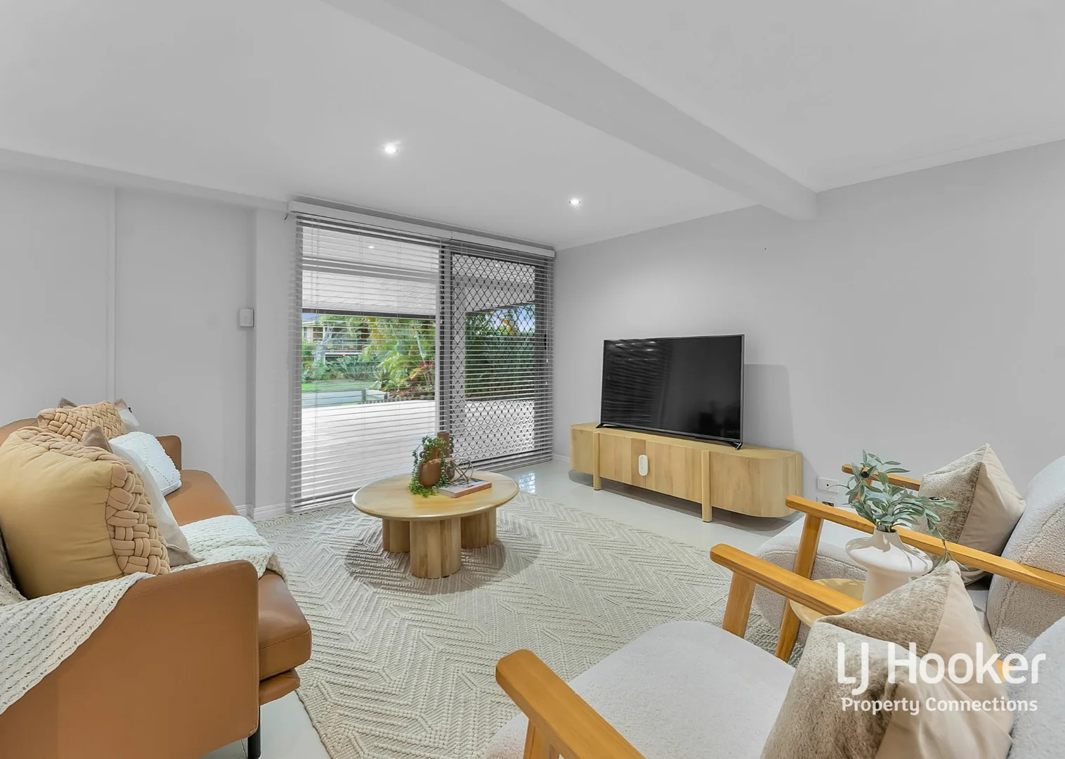 Additional image 20 of 4 Tomanbil Court, Albany Creek QLD 4035