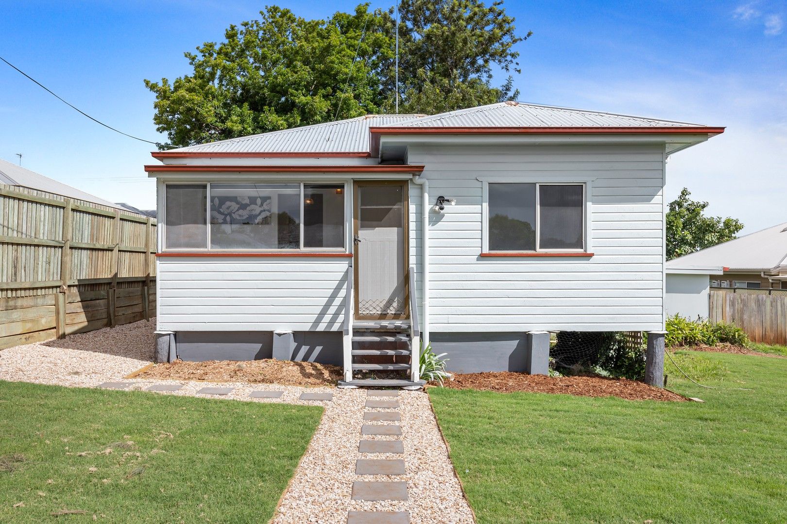 2 bedrooms House in 12 Plant Street RANGEVILLE QLD, 4350