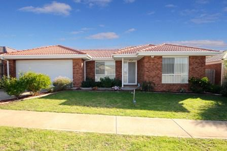 13 Lady Penrhyn Drive, Wyndham Vale VIC 3024