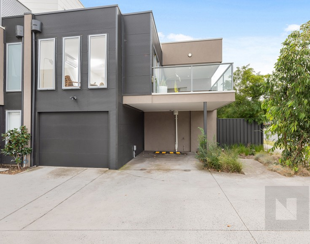 10/49 Rosamond Road, Maidstone VIC 3012