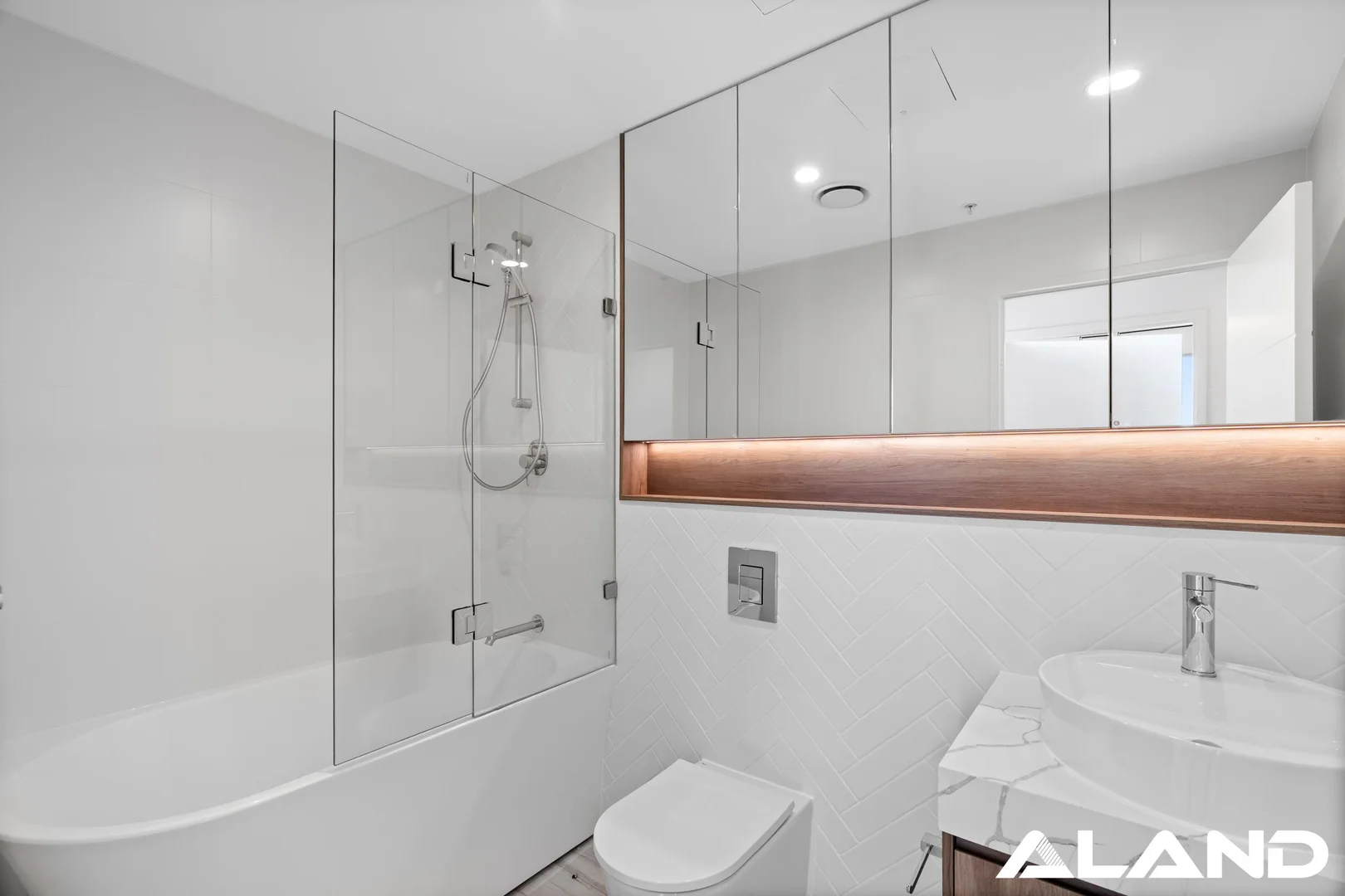 Additional image 9 of W-1201/108 Donnison Street, Gosford NSW 2250