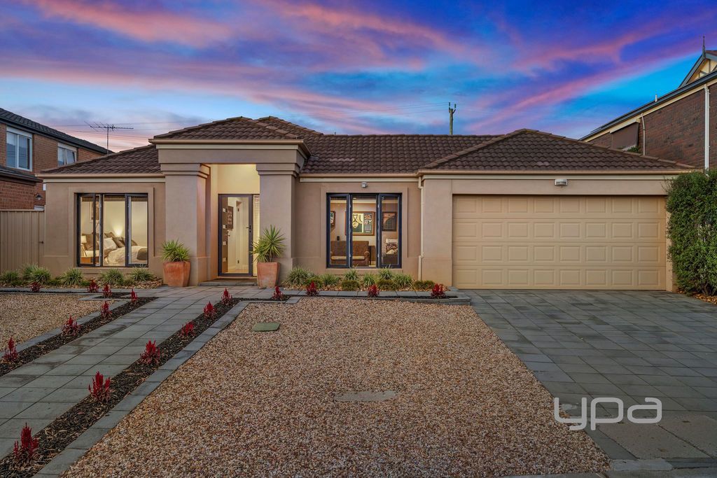 12 Quinlan Court, Werribee VIC 3030, Image 0