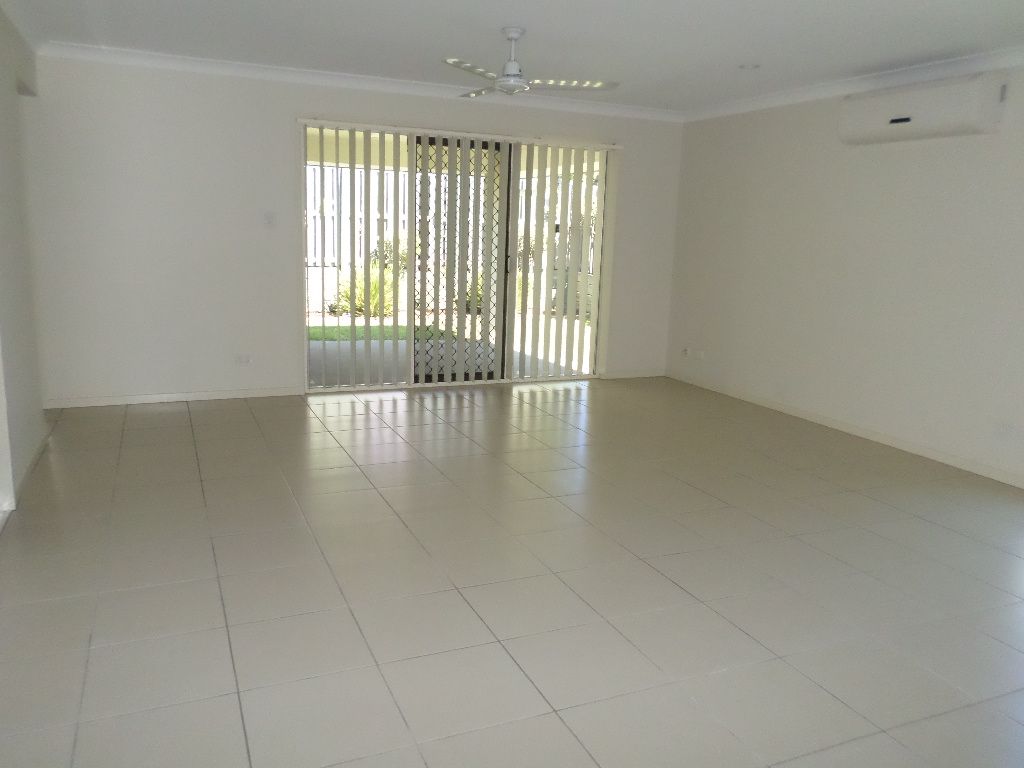 Augustine Heights QLD 4300, Image 2