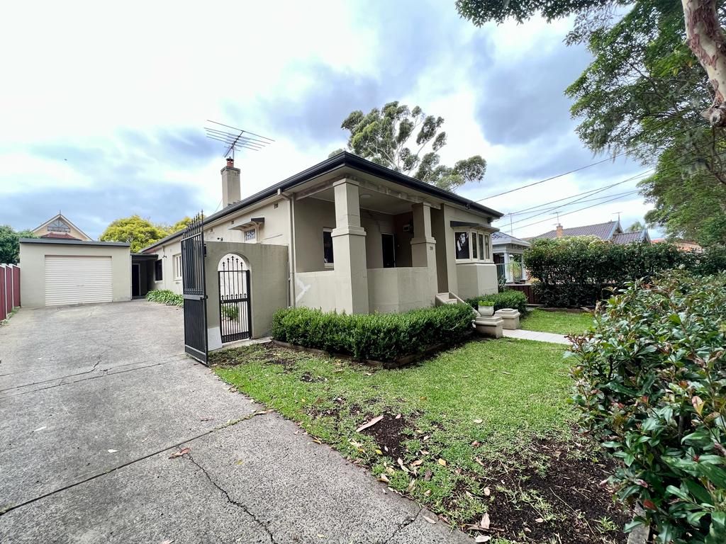 39 Roslyn Street, Ashbury NSW 2193 House For Rent Domain