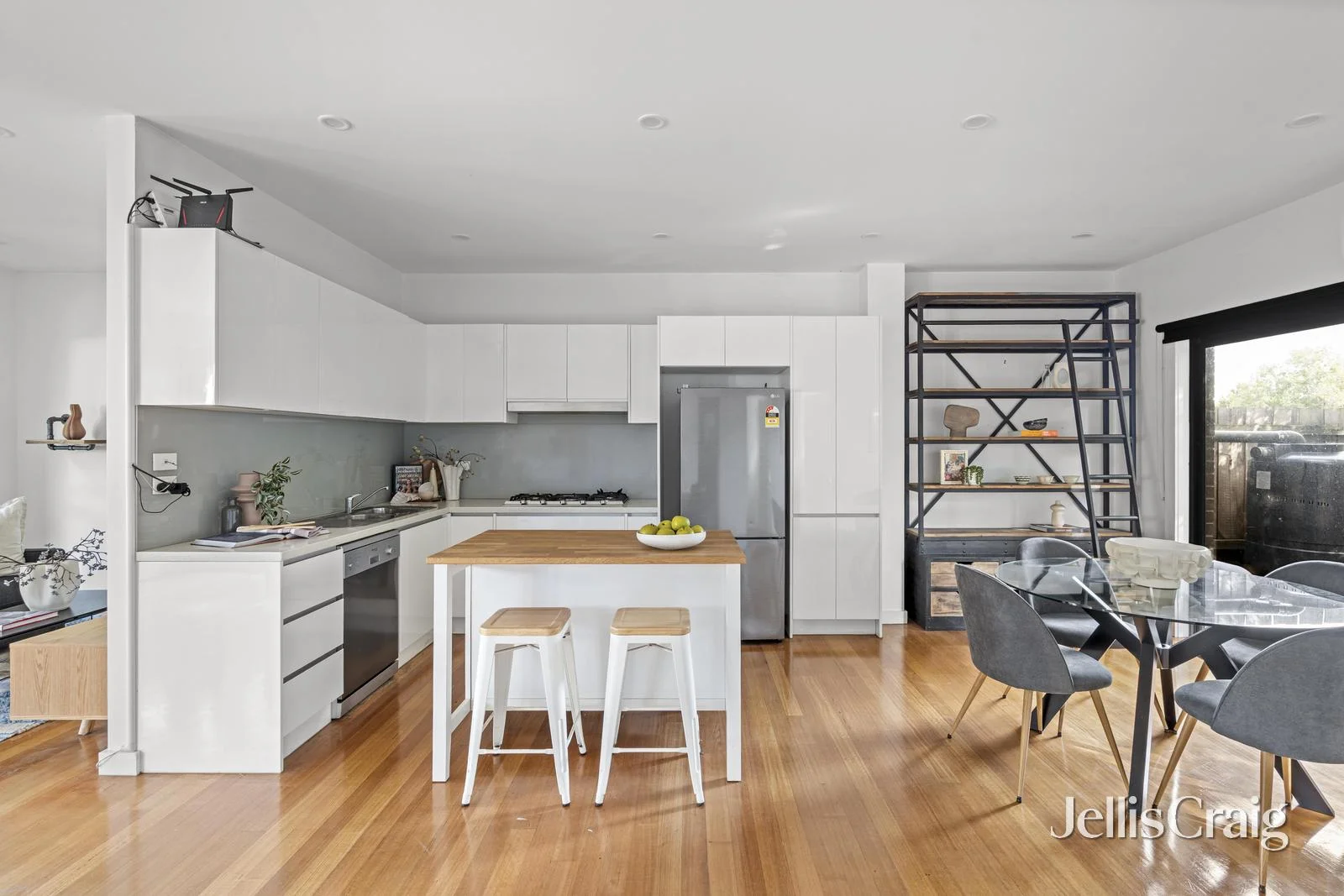 Additional image 2 of 111 Valley Crescent, Glenroy VIC 3046