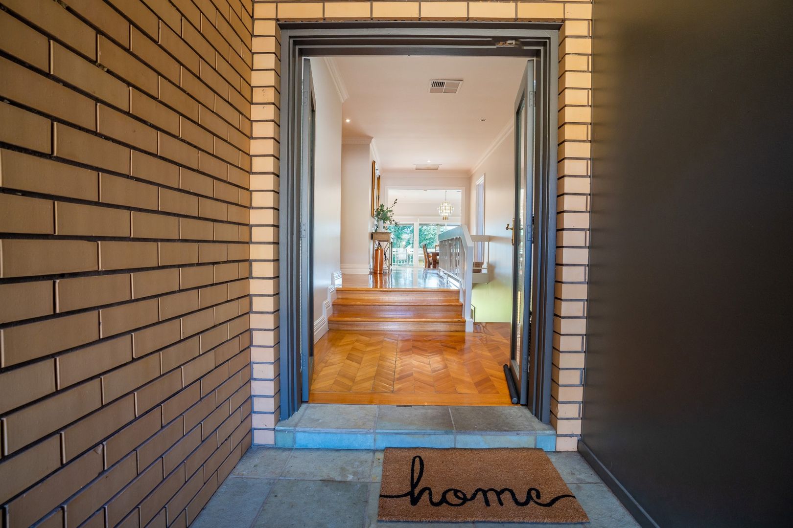 Sold 8 Lees Crescent Bellbridge VIC 3691 on 13 Oct 2022 2018040597