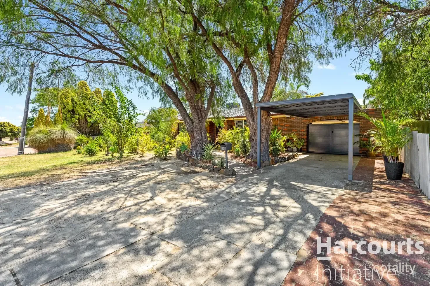Primary image of 13 Nanovich Avenue, Girrawheen WA 6064