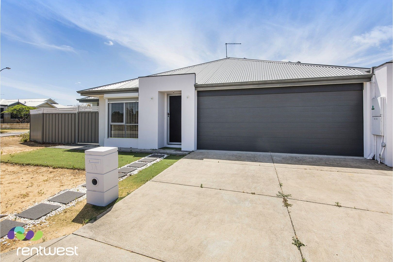 3 bedrooms House in 5A Surbiton Approach WELLARD WA, 6170