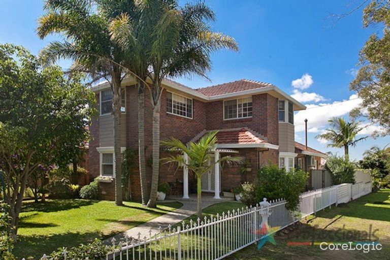 4 bedrooms House in 18 Welfare Avenue BEVERLY HILLS NSW, 2209