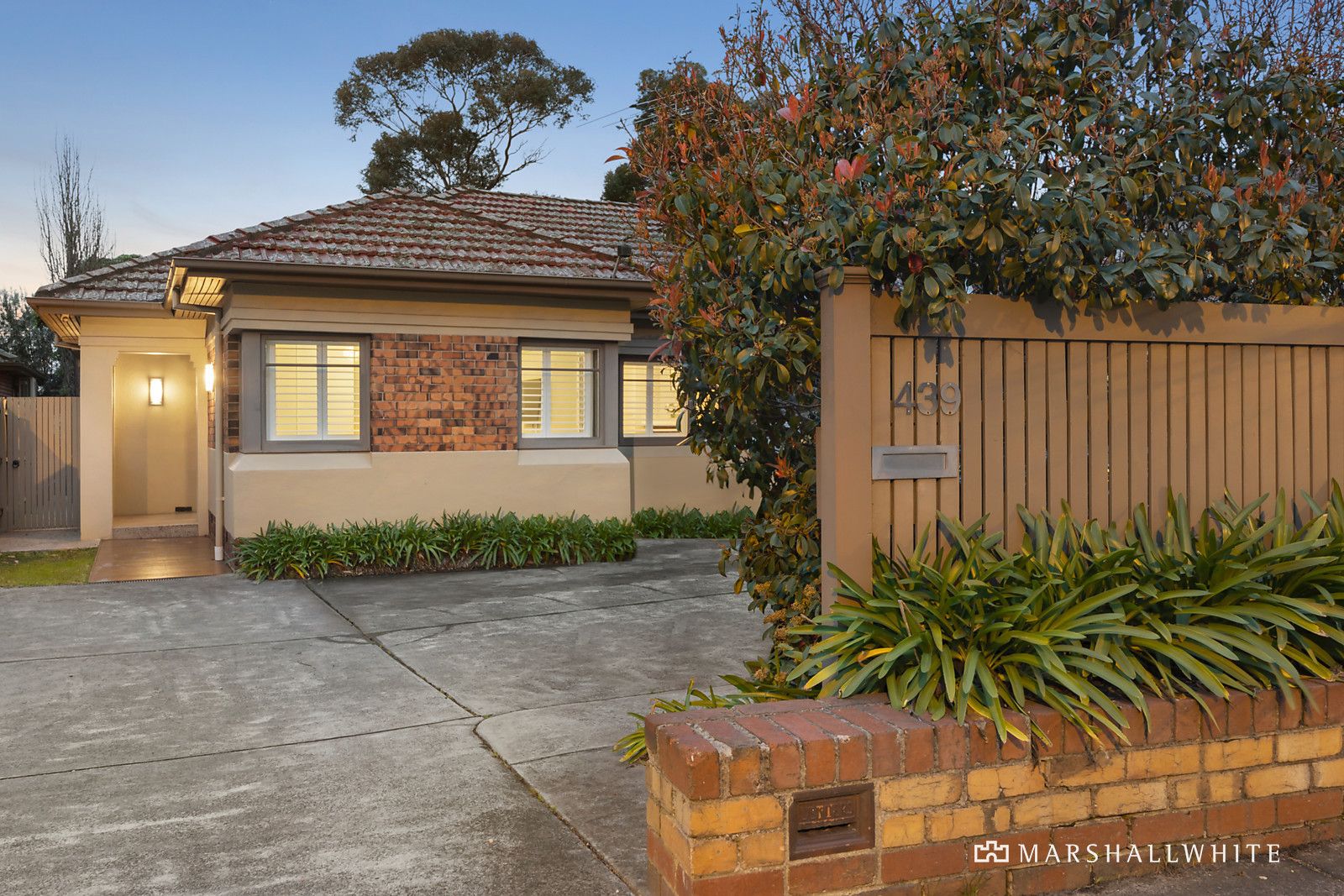 3 bedrooms House in 439 Waverley Road MALVERN EAST VIC, 3145